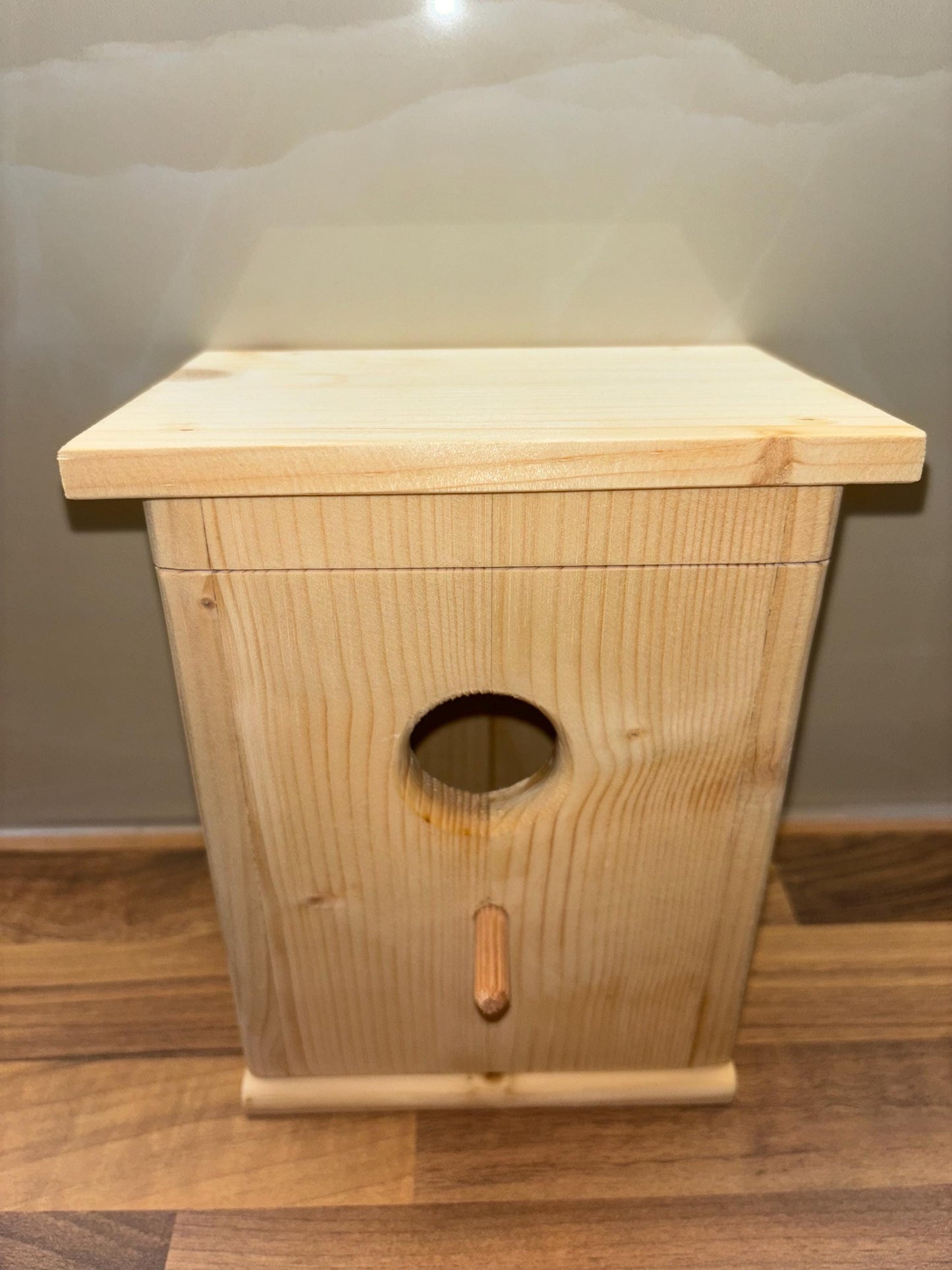 Bird Box Bird House Nesting Box with removable lid, Garden Decor, Wildlife